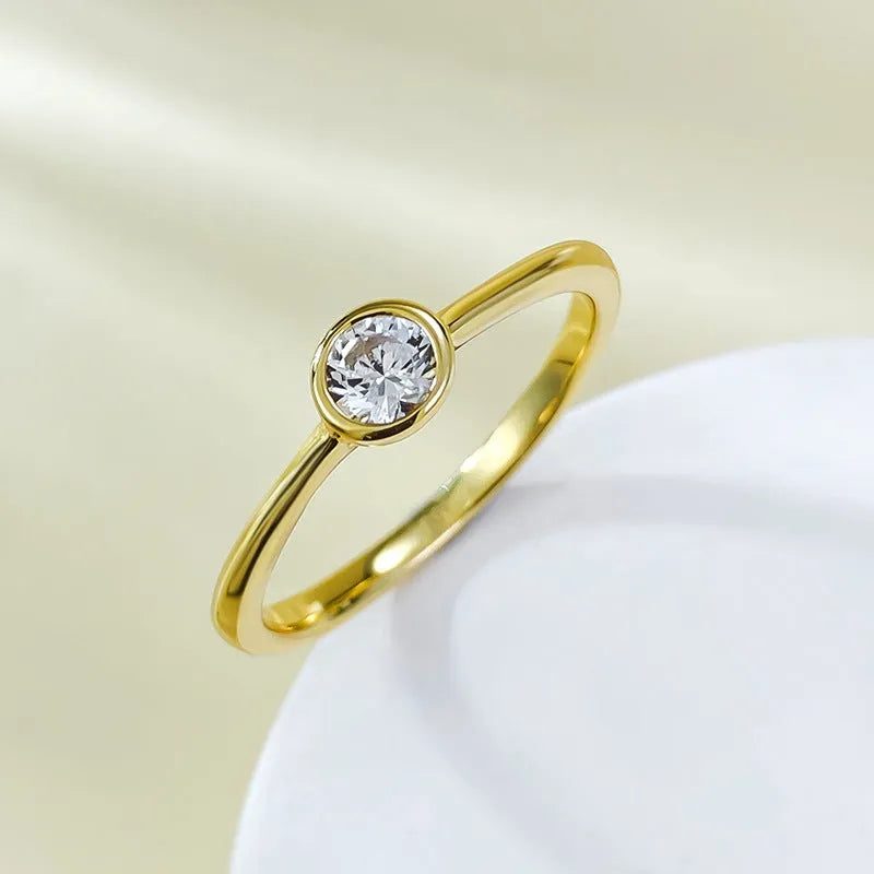Minimalist Crown Shape Ring in Korean Style, Available in R962 Platinum or R962 Gold Finish, Multiple Sizes from No. 5 to No. 9, Simple Line Design, Electroplated Silver, Everyday Wear Women's Ring