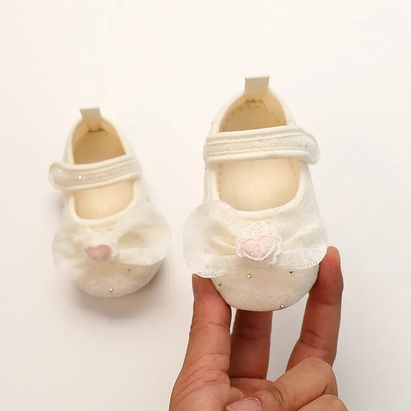 Baby princess shoes with bow, cotton cloth upper, non-slip soft bottom, Velcro fastening, 11-13cm