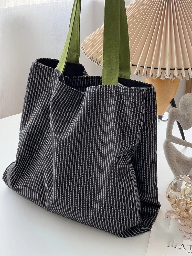 Canvas multi-layer tote shoulder bag in plaid design with 24cm shoulder strap