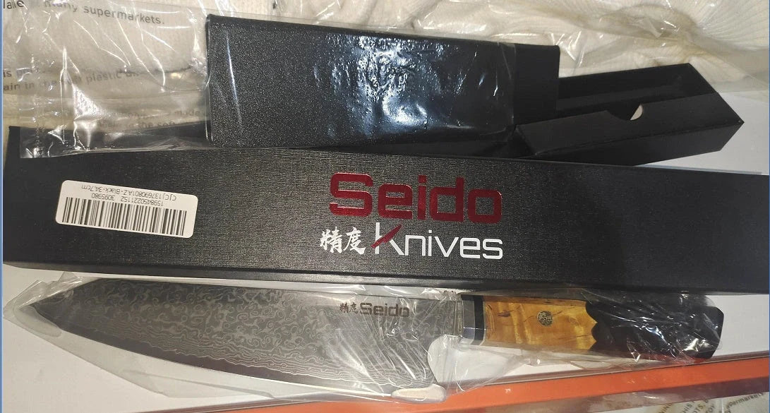 Damascus steel chef's knife for Japanese cuisine with 34.7cm blade