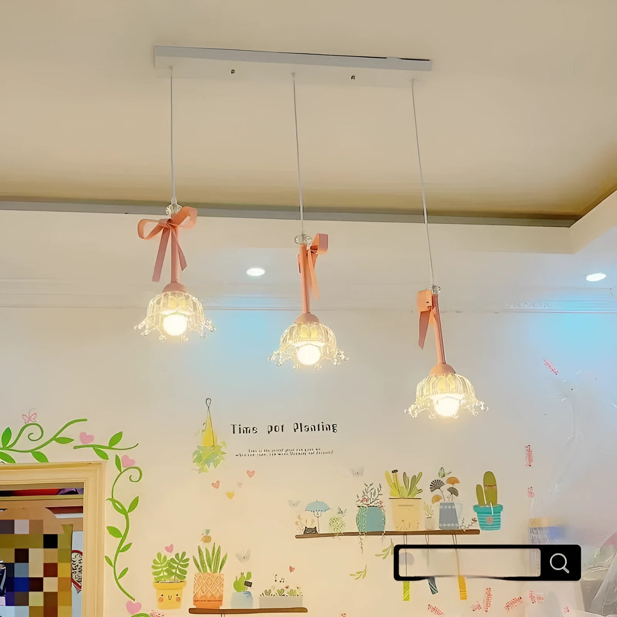 Bow restaurant small pendant lamp in cream style with ceramic or crown shade and LED light source option