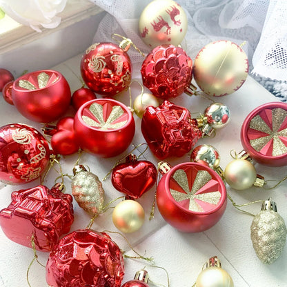 Christmas decoration pendant set with electroplated balls and painted gifts in cowhide presentation box