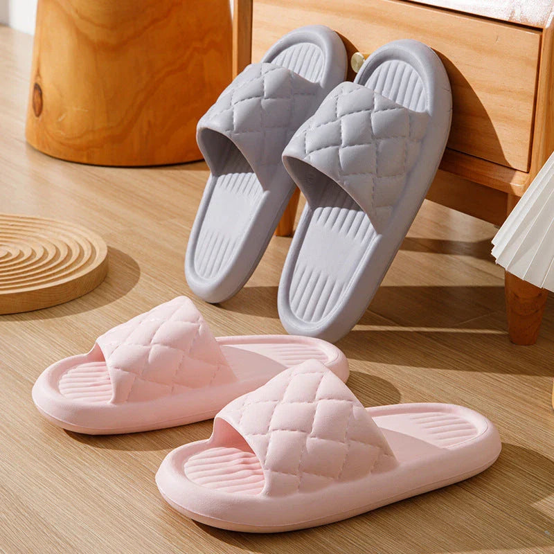 Comfortable home slippers with non-slip soles, featuring breathable and waterproof EVA material in a variety of stylish colors.