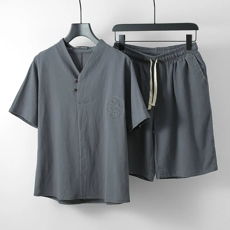 Loose linen-style men's two-piece set with short sleeve top and shorts in cotton fabric