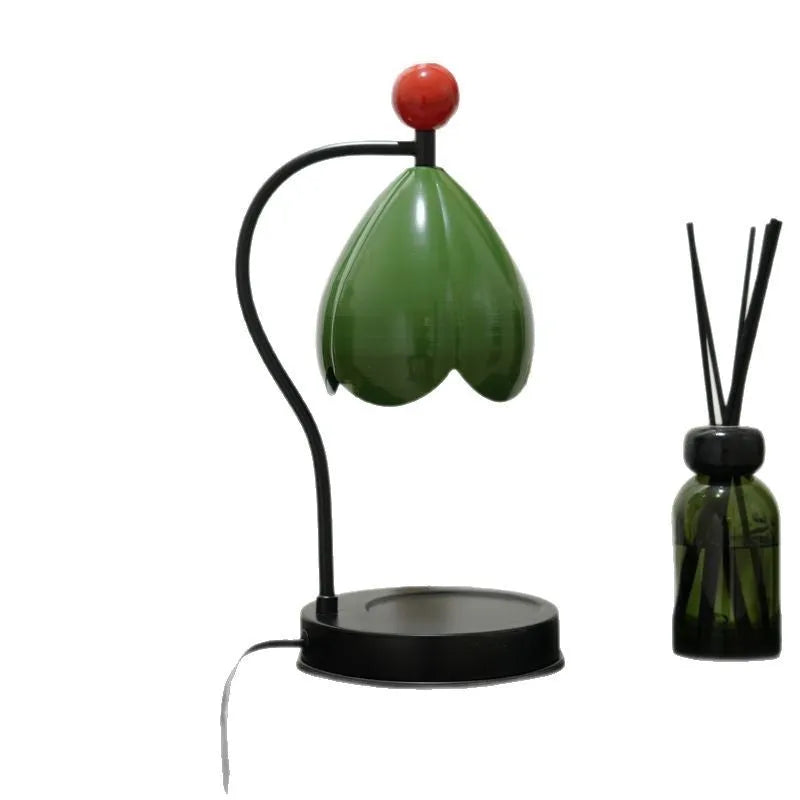 Linglan modern simplicity metal desk lamp in Cream White and Dark Green colours.
