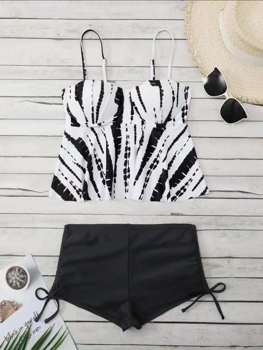 Women's hard bag printed split bikini swimsuit in polyester with top and shorts