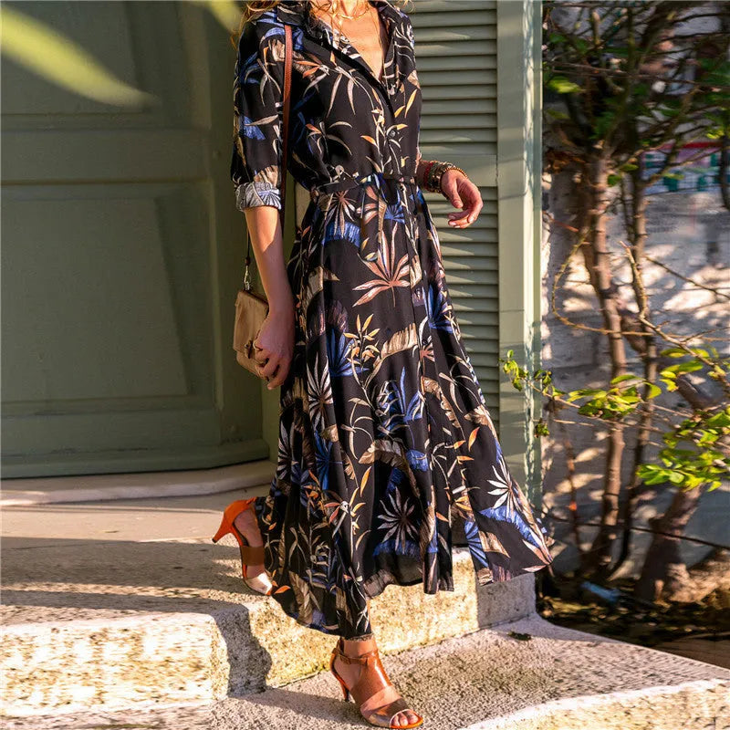 Vintage chiffon dress with V-neck collar and A-line skirt in black colour