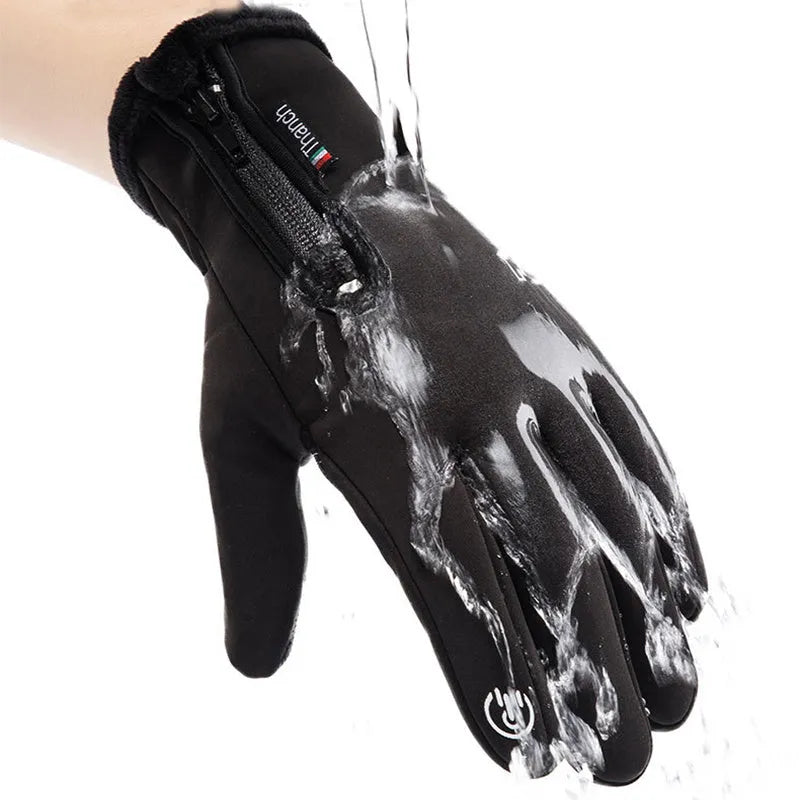 Winter cycling gloves in black or grey with touchscreen fingertips, anti-skid grip, waterproof windproof fabric, sizes M to XXL