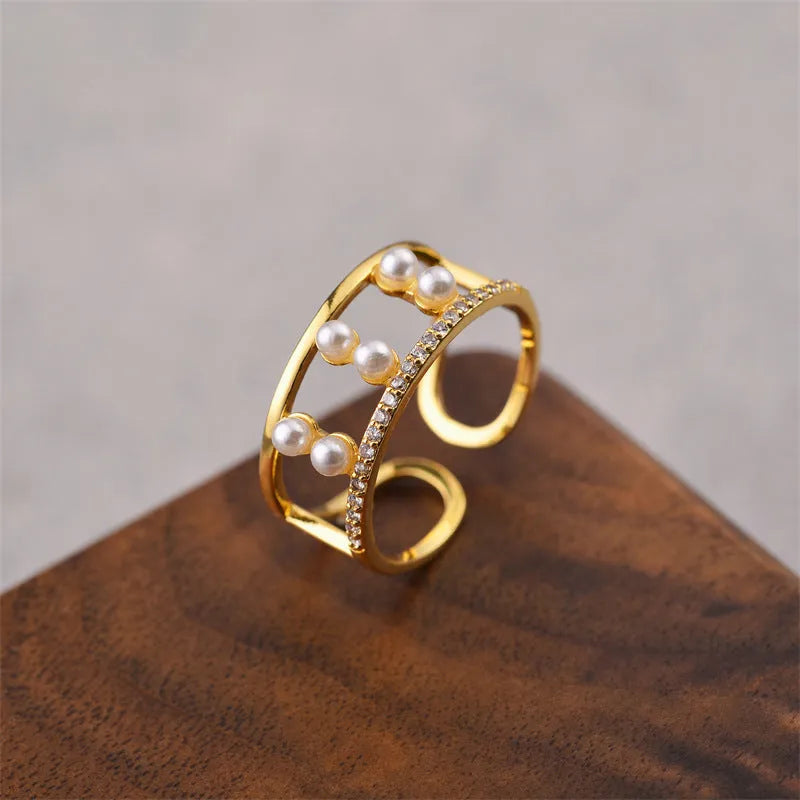 Adjustable geometric open ring in gold electroplated copper with five style options
