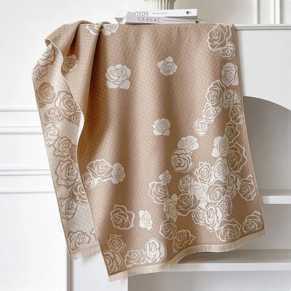Cashmere-like winter scarf in grey, black, blue, or khaki with tassel details, shown flat to display its 185x65cm size.