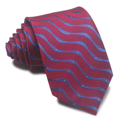 Close-up of a red and black striped men's business tie with a textured Jacquard weave, showing the 8cm width and arrow point shape.