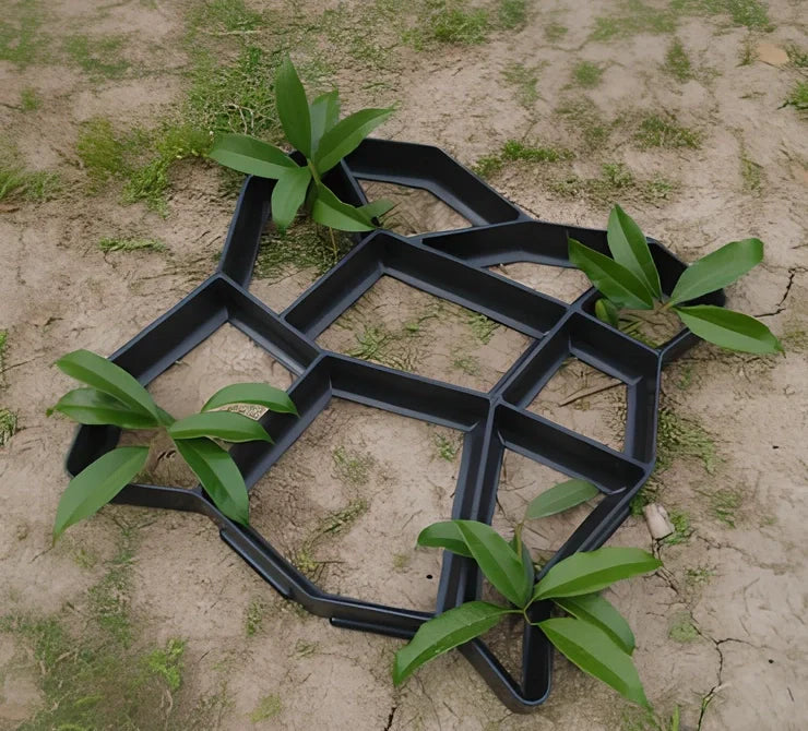 Black plastic concrete mould measuring 42 x 43cm for creating 36cm garden paving blocks