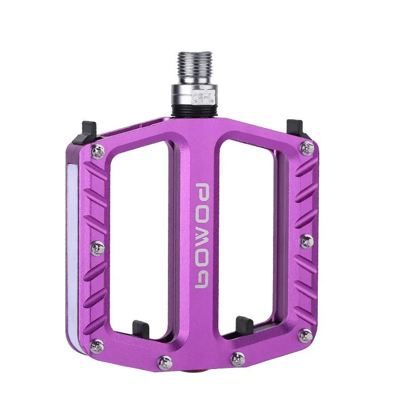 Bicycle luminous pedal with LED lights in aluminium alloy construction
