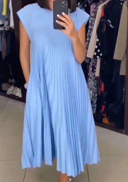 Elegant pleated high-waist long dress in a variety of classic and on-trend colours