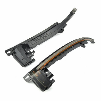 Dynamic LED mirror turn signal for Audi B8 and B8.5 models in black or white finish