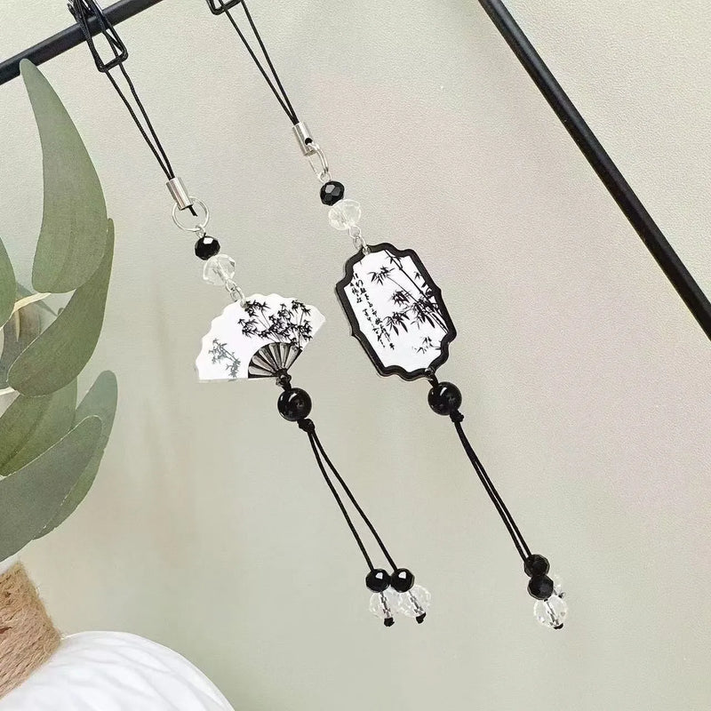 Guofeng pendant keychain for schoolbags and bags in a girlish Chinese style with baked varnish finish and bead construction, featuring floral and plant patterns available in Fan and Poetry colours for a traditional accessory.