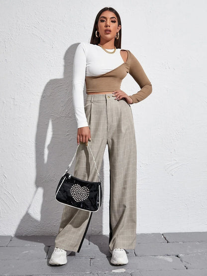 Trendy colorblock cropped strapless top with long sleeves for women
