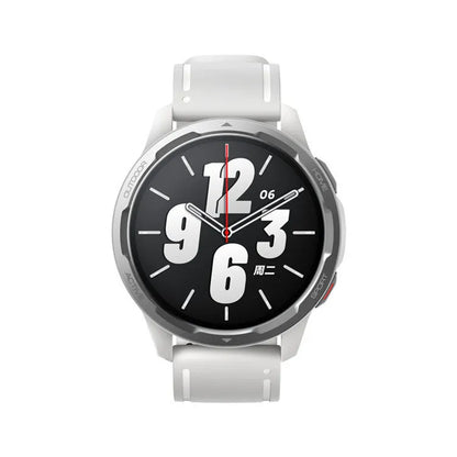 Dual band GPS smart watch with 1.43 inch touchscreen and silicone strap in black, white, or blue colours