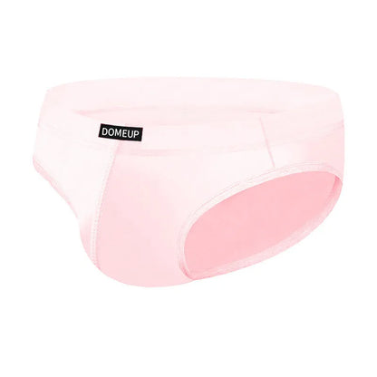 Men's low waist briefs in solid colour with seamless construction and hip-lifting design