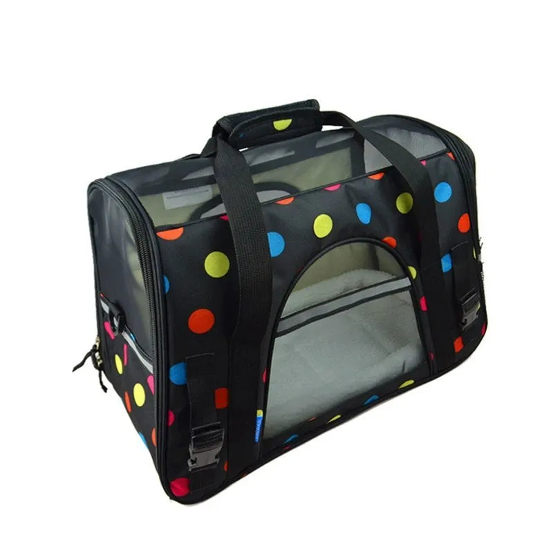 Breathable portable pet strap handbag in oxford cloth and nylon mesh for small dogs and cats, available in 11 colours.