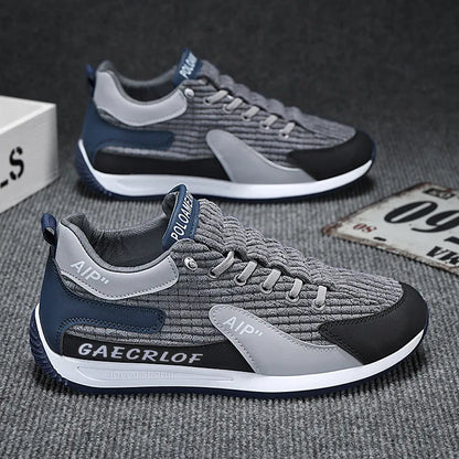 Men's green and grey mesh running shoes with round toe and lace-up closure