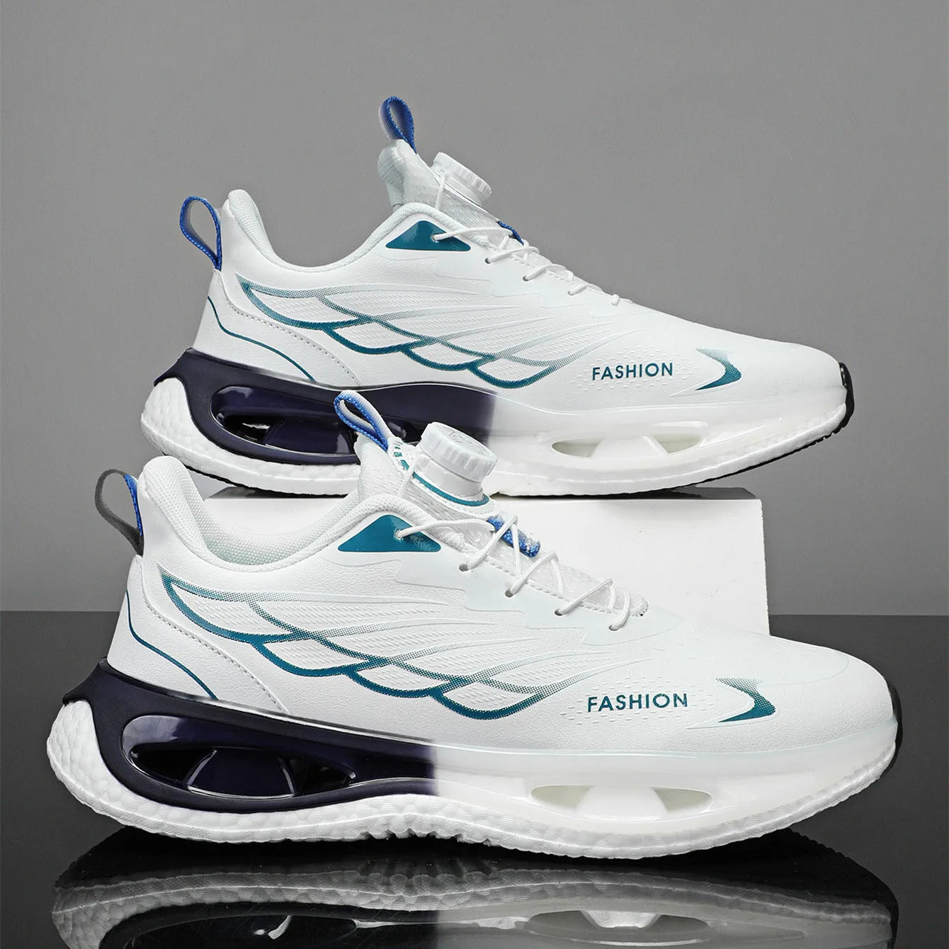 Men's low-top shock absorption sneakers with rotating button in light blue mesh variant