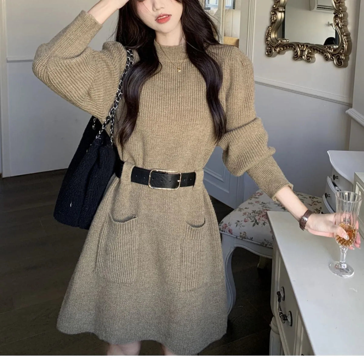 Women's long sleeve loose knitted dress in beige with high waist and included black belt