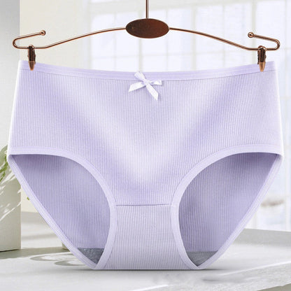 Breathable women's mid-rise non-marking shorts in various colours