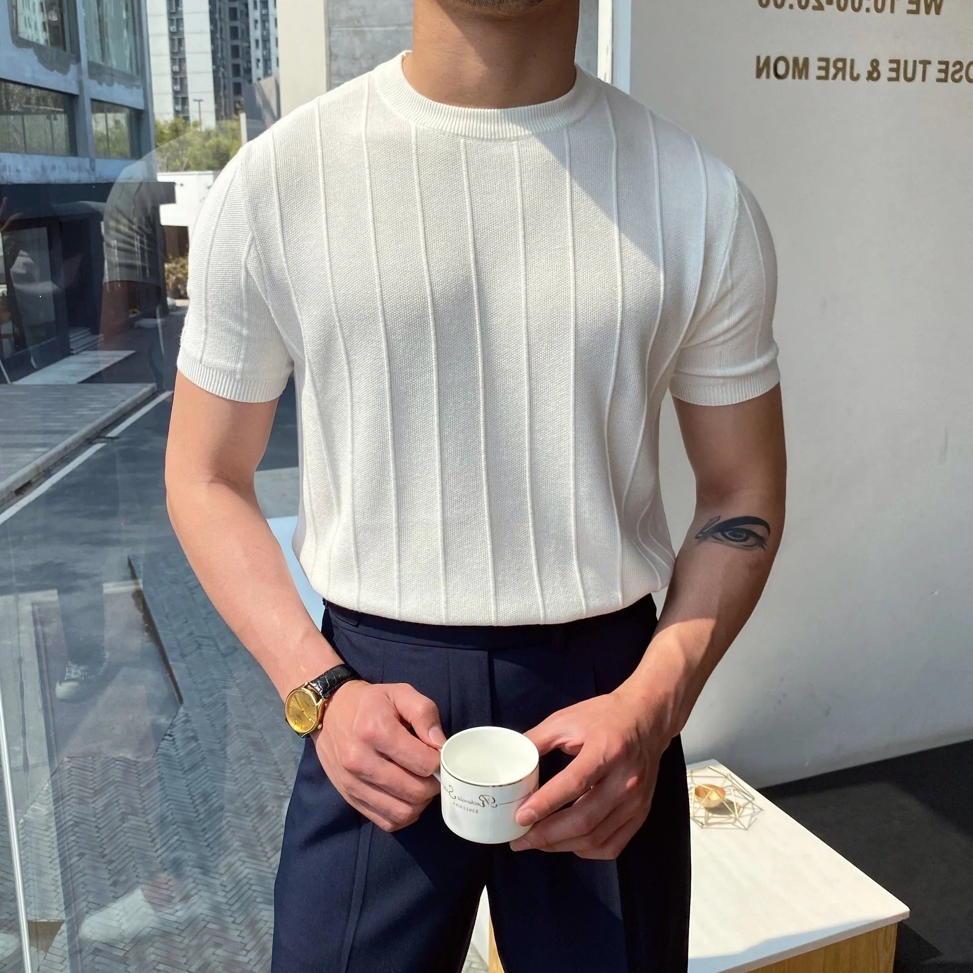 Men's lightweight knitted short sleeve t-shirt in various colors for summer wear