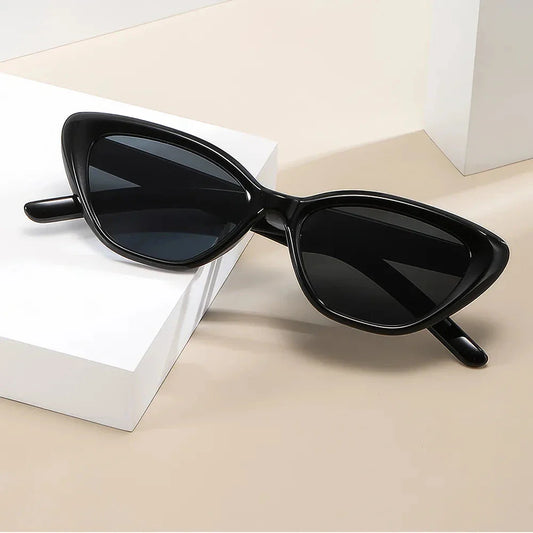 Fashion Cat Eye Sunglasses for Women with Vintage-Inspired Design and UV Protection