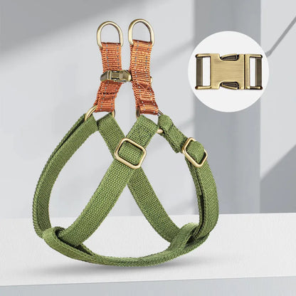 Vest-style dog leash with cotton belt and alloy fastener in brown colour