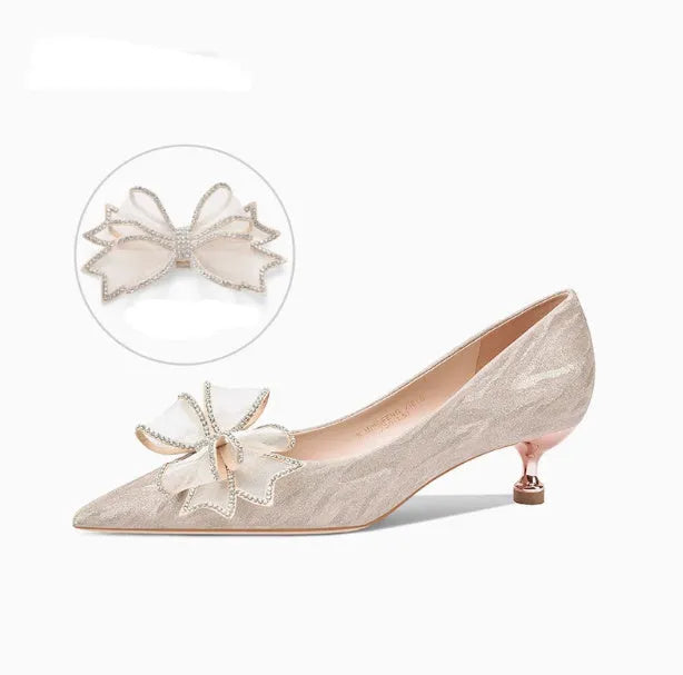 Champagne gold sequined stiletto heels with crystal decorations and pointed toe for wedding banquets