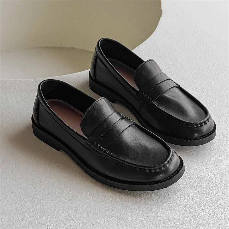 Men's slip-on casual shoes in microfiber with a rubber sole, shown in a neutral colour