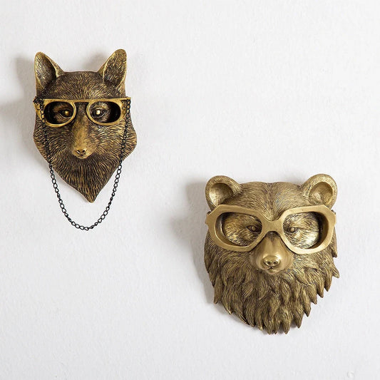 Antique bronze synthetic resin animal pendant in bear shape, 12 cm height for home wall decor