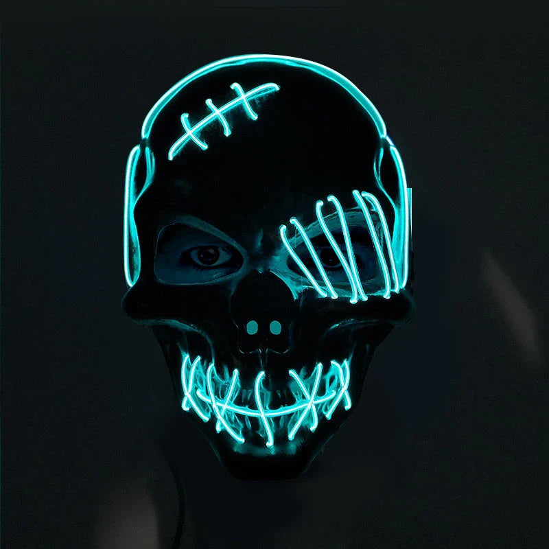 Frightening one-eyed pirate mask with glowing LED lights, perfect for Halloween parties and celebrations