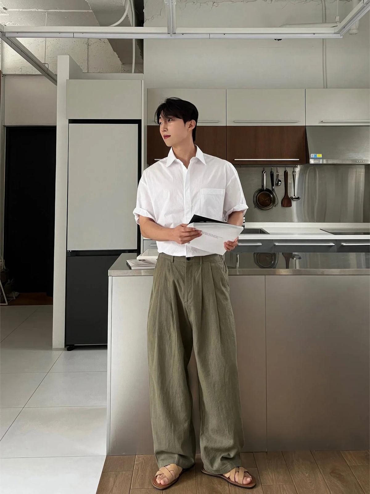 Army Green Japanese style linen trousers for men with drawstring waist