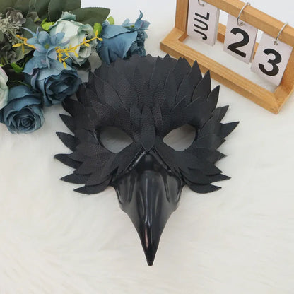 Black or gold plastic bird mouth masquerade mask with horror style for Halloween and fancy dress