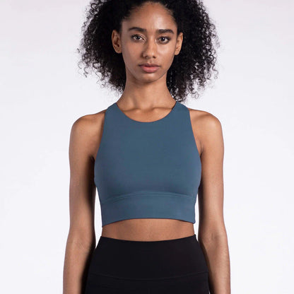 Versatile Fitness Sports Bra with Strappy Design and Customizable Support