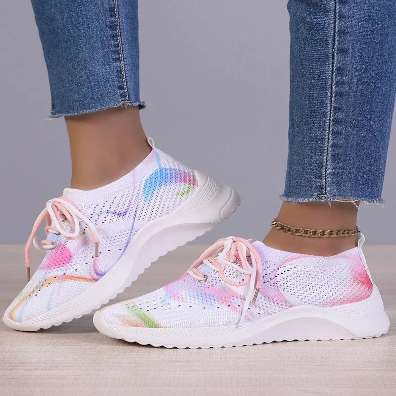 Women's graffiti sports shoes in green or pink with cotton lining, low 1-3cm heel, sizes 35-43