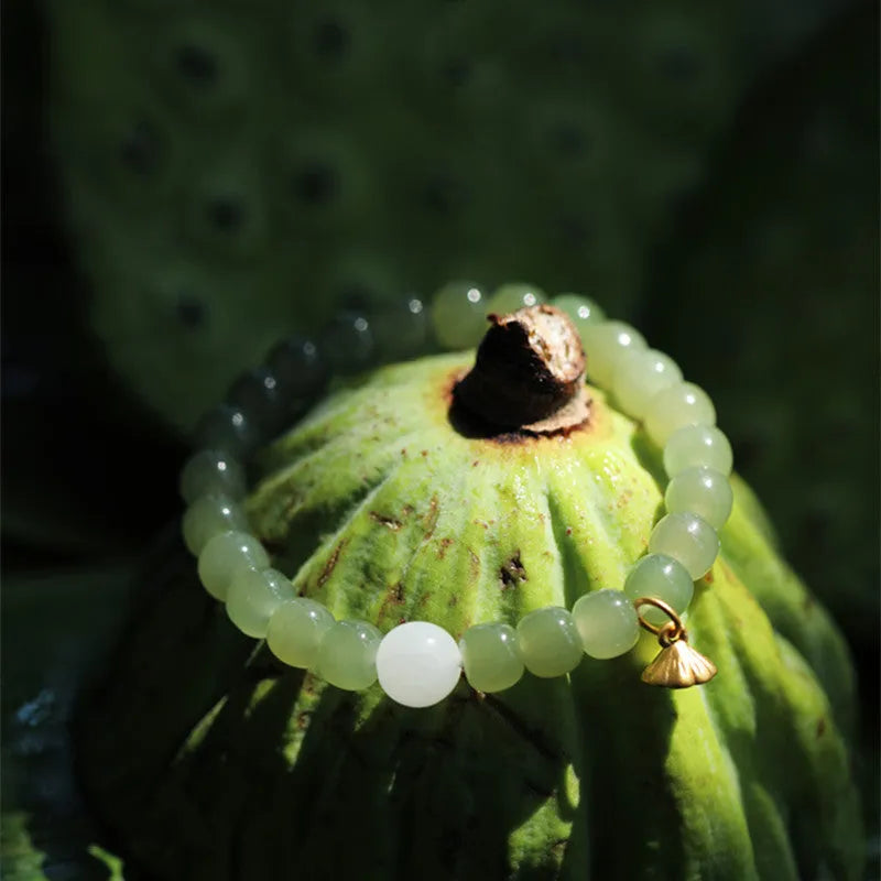 Green Hetian jade bracelet with vintage beads in ethnic style for women