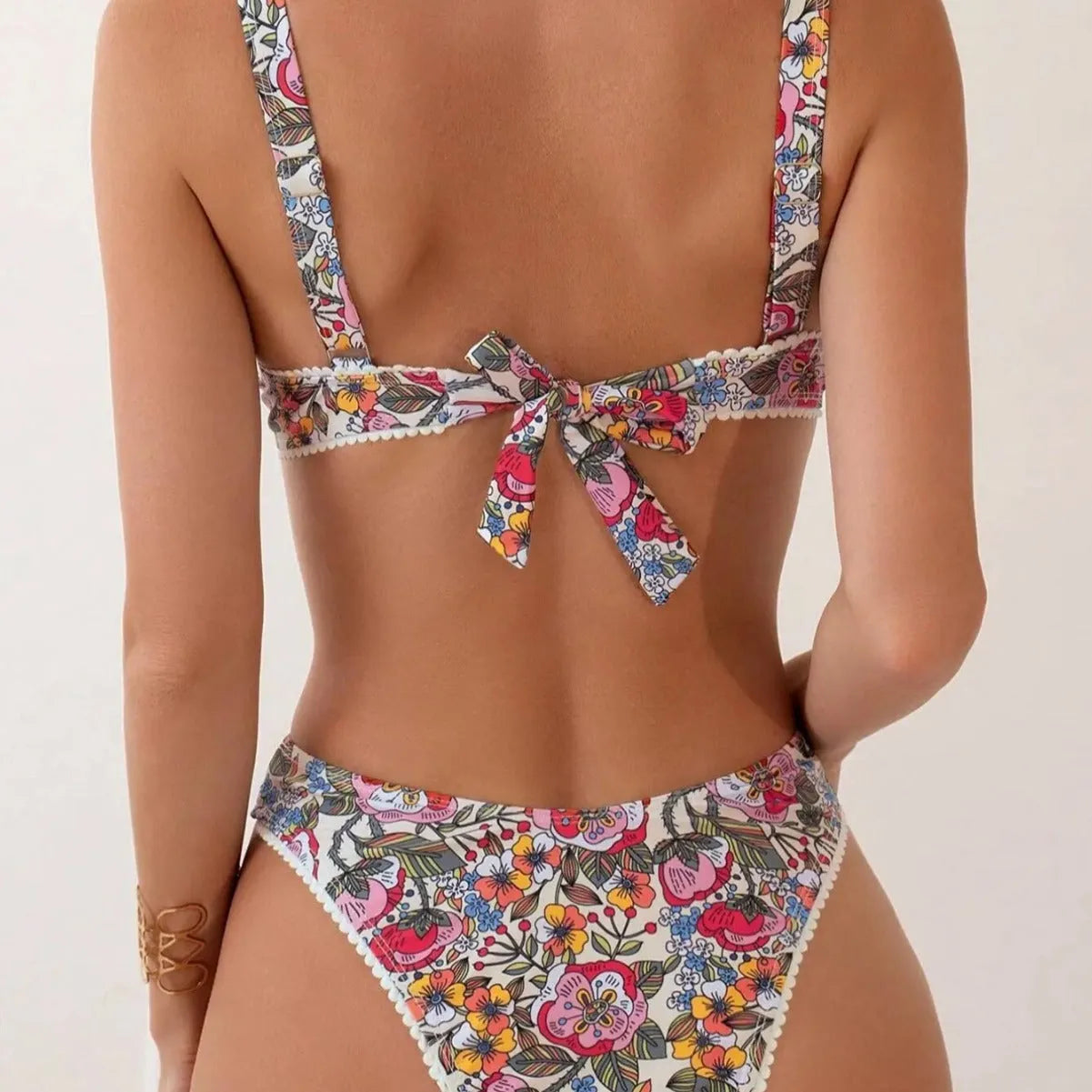 Women's printed bikini swimsuit with push-up top and high-waist briefs