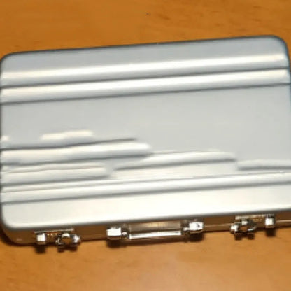 Slim aluminium alloy card holder in red, blue, black, silver, pink, or gold.
