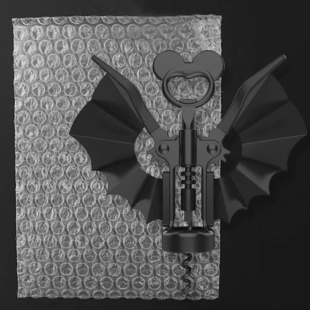 Zinc alloy baseball bat shaped wine bottle opener measuring 179mm length