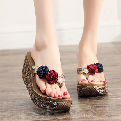 Bohemian ladies beach shoes with platform flip flop design in various colours