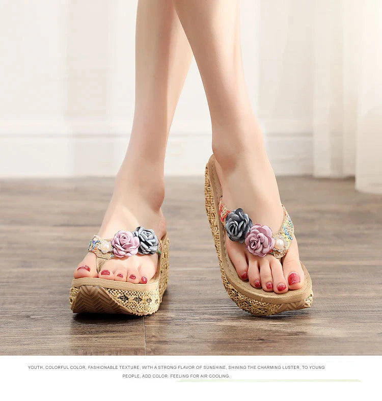 Bohemian ladies beach shoes with platform flip flop design in various colours