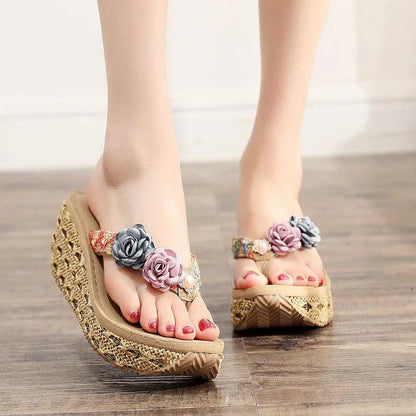 Bohemian ladies beach shoes with platform flip flop design in various colours