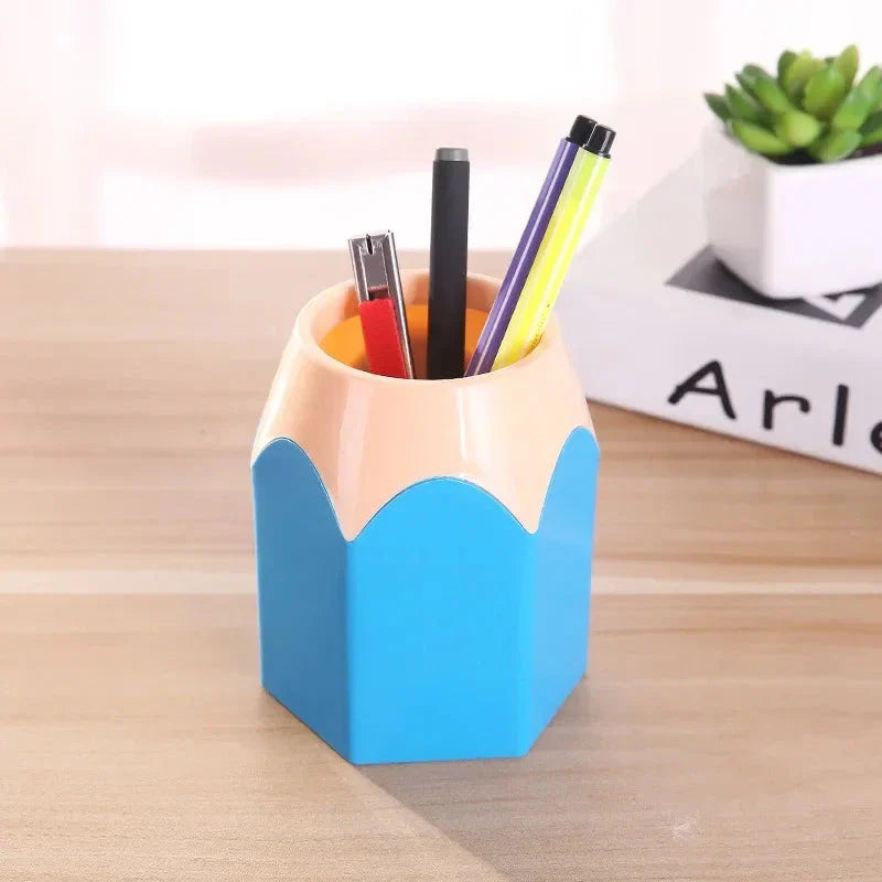 A stylish and functional desk organiser made from high-quality materials, designed to store pens, pencils, makeup brushes, and other office supplies.