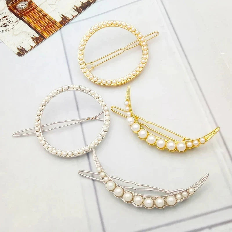 Elegant pearl and geometric hairpins in silver round design, perfect for adding sophistication to hairstyles