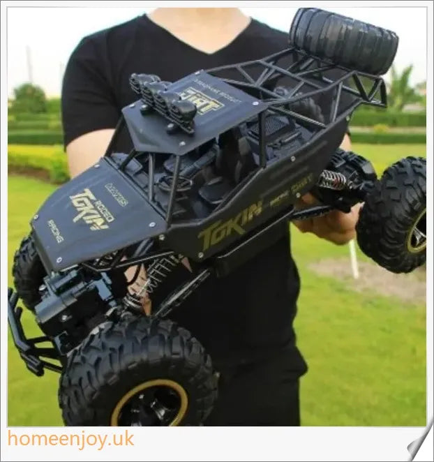 4X4 Rock Crawler Monster Truck - A powerful off-road toy with shockproof suspension and high-quality rubber wheels for endless outdoor adventures