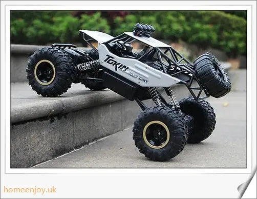 4X4 Rock Crawler Monster Truck - A powerful off-road toy with shockproof suspension and high-quality rubber wheels for endless outdoor adventures